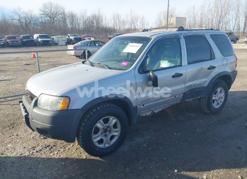 Photo 2 of 2002 Ford Escape XLT (VIN 1FMYU04192KA08840)