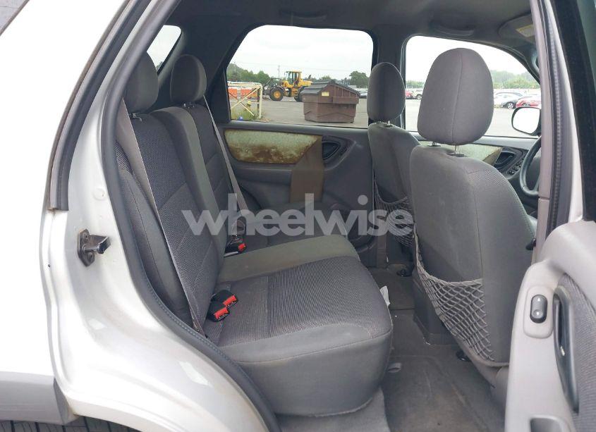 Photo 8 of 2002 Ford Escape XLT (VIN 1FMYU04192KA78435)