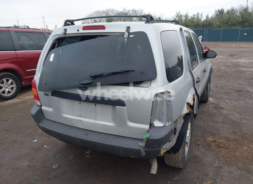 Photo 4 of 2002 Ford Escape XLT (VIN 1FMYU04192KA91122)