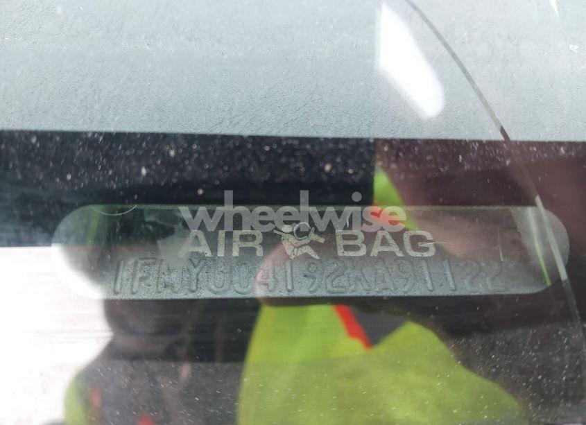 Photo 9 of 2002 Ford Escape XLT (VIN 1FMYU04192KA91122)