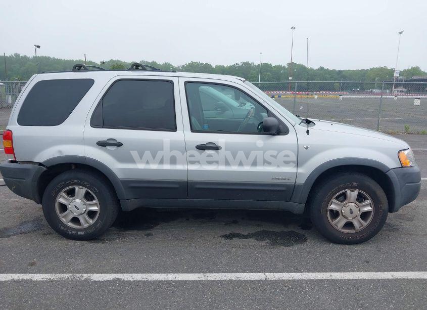 Photo 13 of 2002 Ford Escape XLT (VIN 1FMYU04192KC73886)