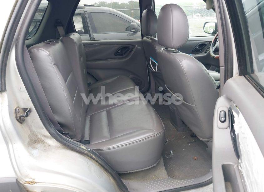 Photo 8 of 2002 Ford Escape XLT (VIN 1FMYU04192KC73886)