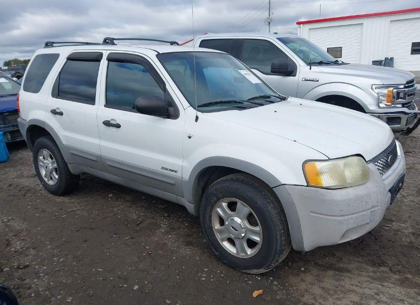 2002 Ford Escape XLT (VIN 1FMYU04192KD50742) main photo