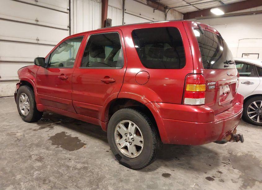 Photo 3 of 2005 Ford Escape LIMITED (VIN 1FMYU04195KE33396)
