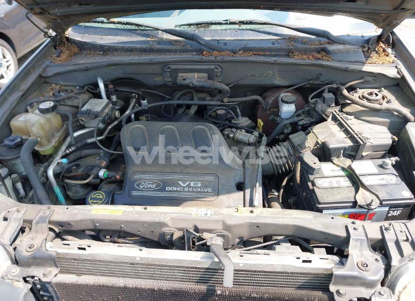 Photo 10 of 2002 Ford Escape XLT (VIN 1FMYU041X2KD01548)