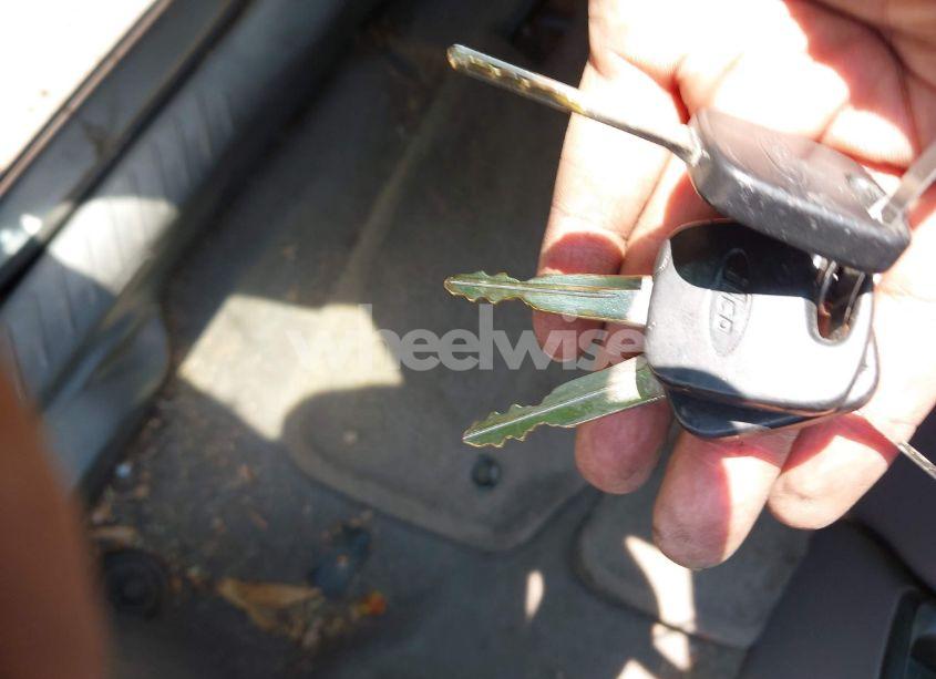 Photo 11 of 2002 Ford Escape XLT (VIN 1FMYU041X2KD01548)