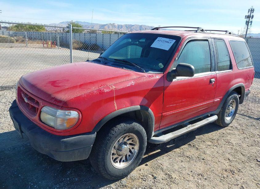 Photo 2 of 1999 Ford Explorer SPORT (VIN 1FMYU22E2XUC60894)