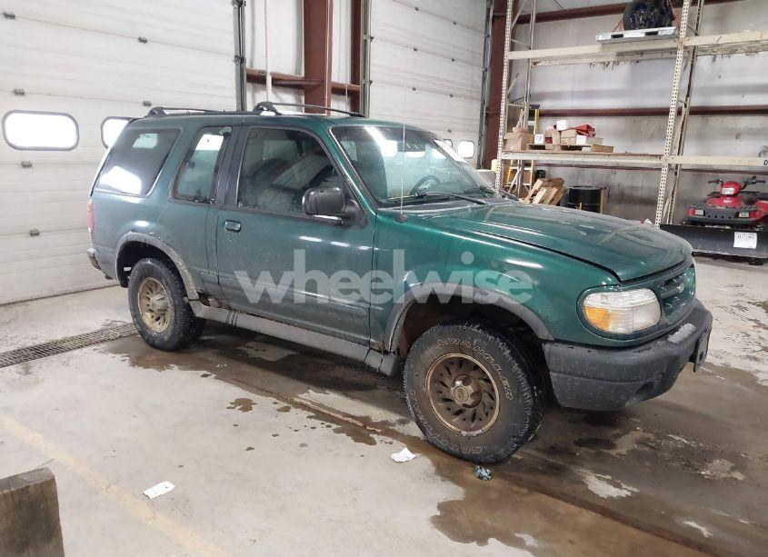 1999 Ford Explorer SPORT (VIN 1FMYU24X2XUB99366) main photo