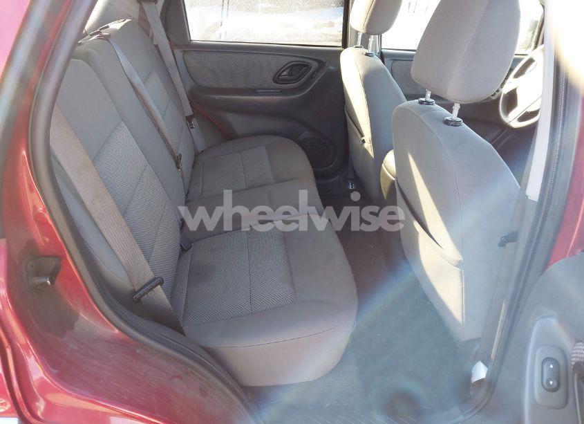 Photo 8 of 2007 Ford Escape HYBRID (VIN 1FMYU49H27KA54272)