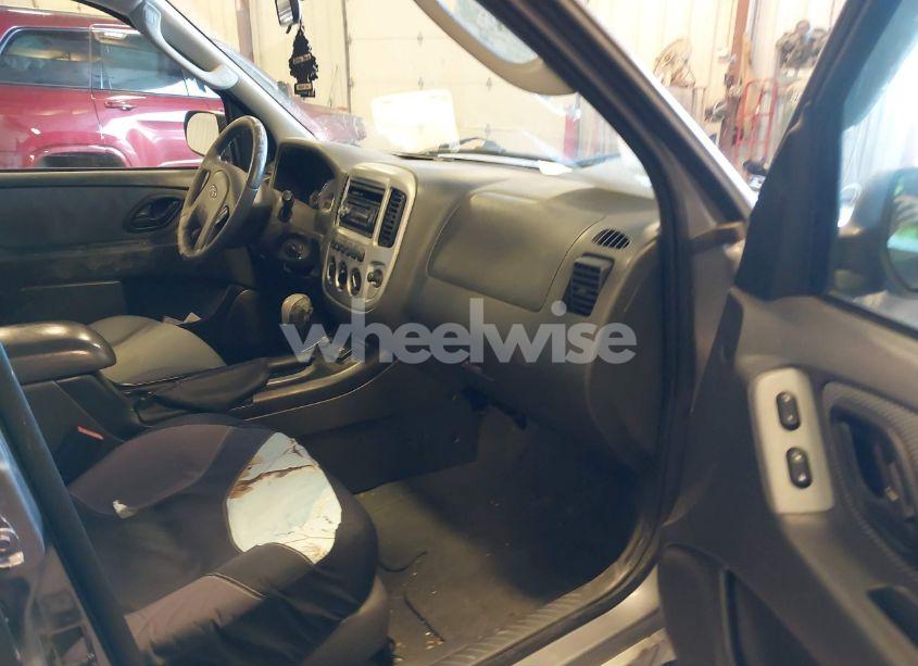 Photo 5 of 2007 Ford Escape HYBRID (VIN 1FMYU49H47KA07969)