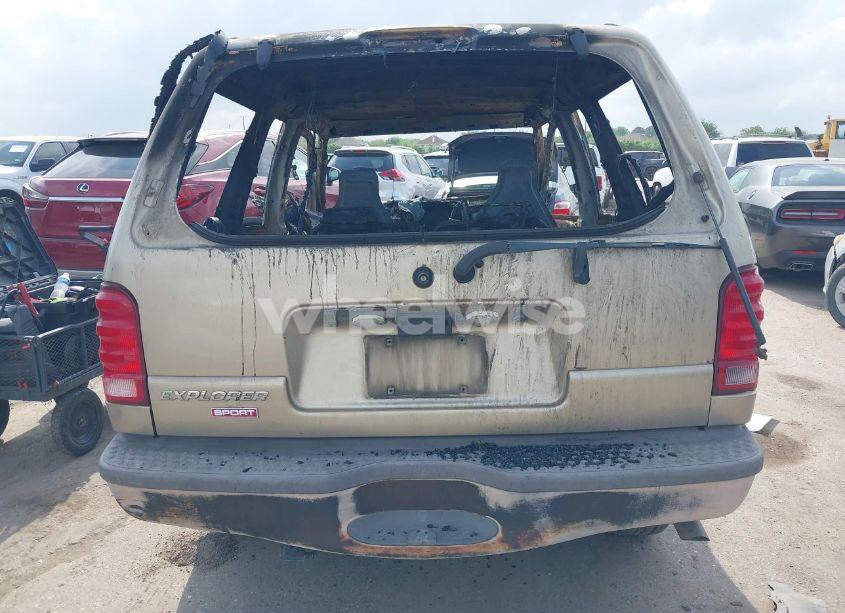 Photo 15 of 2002 Ford Explorer SPORT (VIN 1FMYU60E02UB37971)