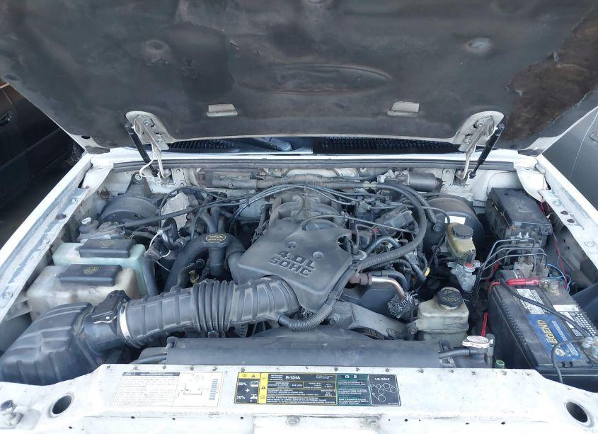 Photo 10 of 2002 Ford Explorer SPORT (VIN 1FMYU60E12UD69754)