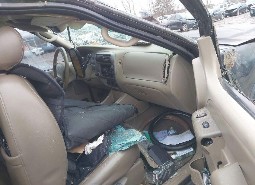 Photo 5 of 2003 Ford Explorer SPORT (VIN 1FMYU60E33UB73512)