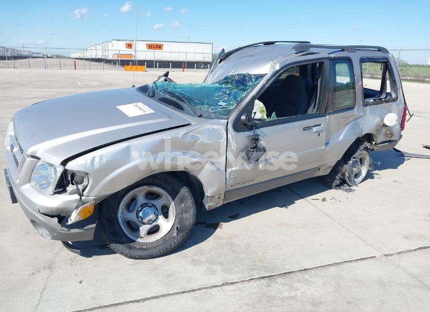 Photo 2 of 2002 Ford Explorer SPORT (VIN 1FMYU60E82UD21765)