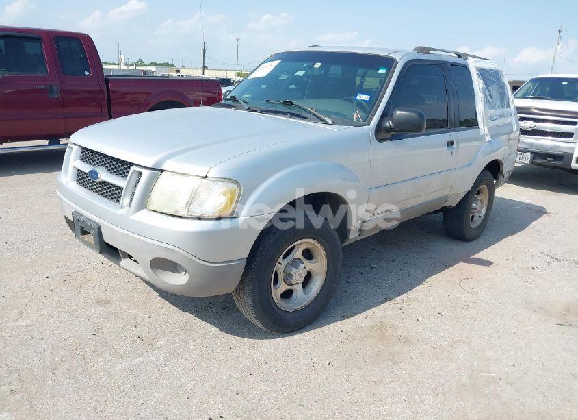 Photo 2 of 2002 Ford Explorer SPORT (VIN 1FMYU60EX2UB54258)