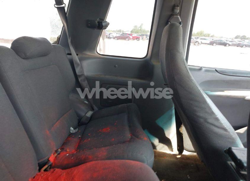 Photo 8 of 2002 Ford Explorer SPORT (VIN 1FMYU60EX2UB54258)