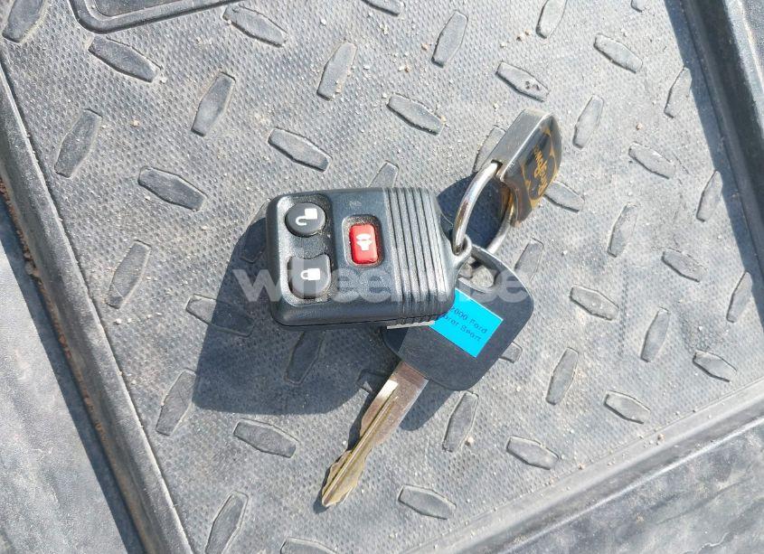 Photo 11 of 2000 Ford Explorer SPORT (VIN 1FMYU60X1YUA72719)