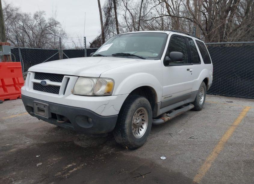 Photo 2 of 2001 Ford Explorer SPORT (VIN 1FMYU70E61UB79520)