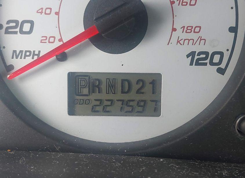 Photo 7 of 2004 Ford Escape XLS (VIN 1FMYU92104KA21387)