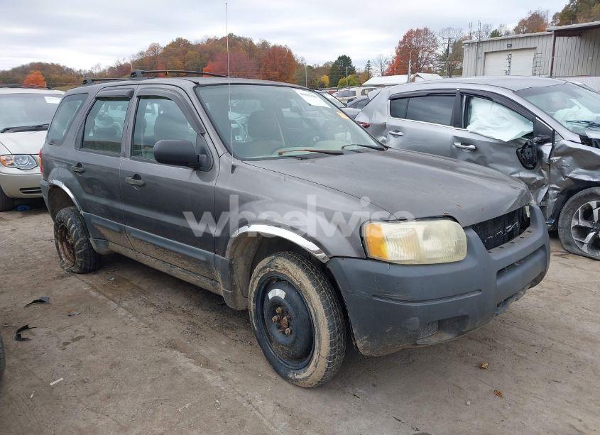 2003 Ford Escape XLS (VIN 1FMYU92113KC66746) main photo