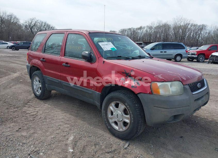 2004 Ford Escape XLS (VIN 1FMYU92184KA62415) main photo