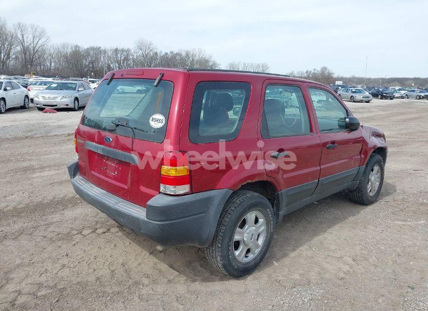 Photo 4 of 2004 Ford Escape XLS (VIN 1FMYU92184KA62415)