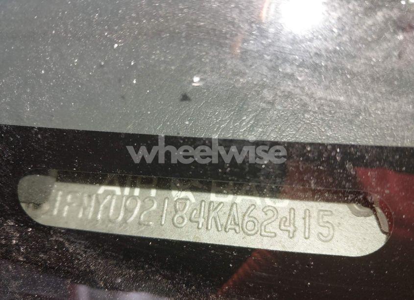 Photo 9 of 2004 Ford Escape XLS (VIN 1FMYU92184KA62415)