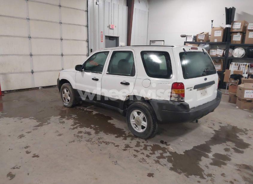 Photo 3 of 2004 Ford Escape XLS (VIN 1FMYU921X4KA88997)