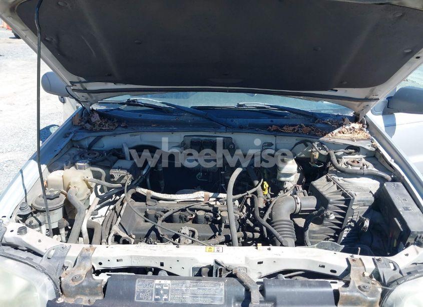 Photo 10 of 2006 Ford Escape XLS/XLS MANUAL (VIN 1FMYU92Z06KA54222)