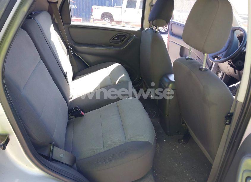 Photo 8 of 2006 Ford Escape XLS/XLS MANUAL (VIN 1FMYU92Z06KA54222)