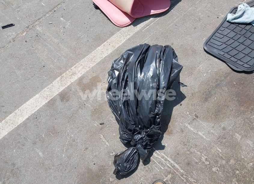 Photo 12 of 2007 Ford Escape XLS/XLS MANUAL (VIN 1FMYU92Z07KB51308)