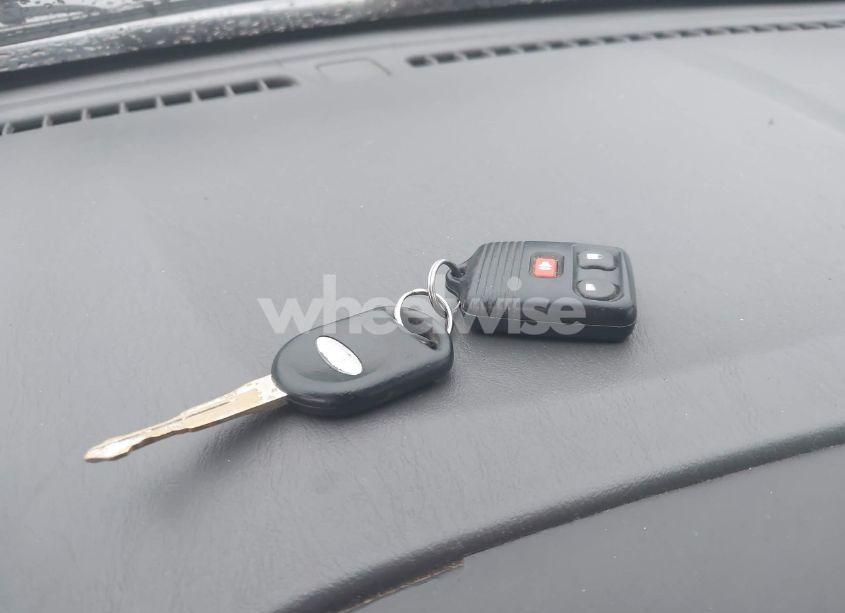 Photo 11 of 2005 Ford Escape XLS (VIN 1FMYU92Z45KA36384)