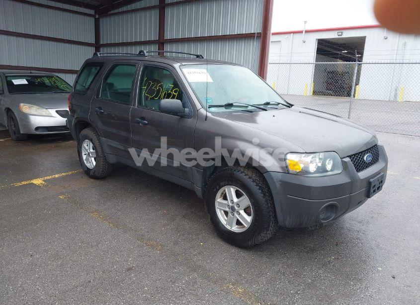 2006 Ford Escape XLS/XLS MANUAL (VIN 1FMYU92Z46KD48075) main photo