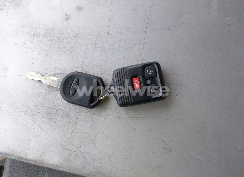Photo 11 of 2006 Ford Escape XLS/XLS MANUAL (VIN 1FMYU92Z46KD48075)