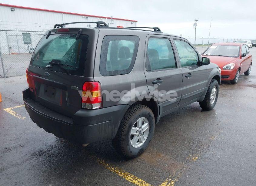 Photo 4 of 2006 Ford Escape XLS/XLS MANUAL (VIN 1FMYU92Z46KD48075)