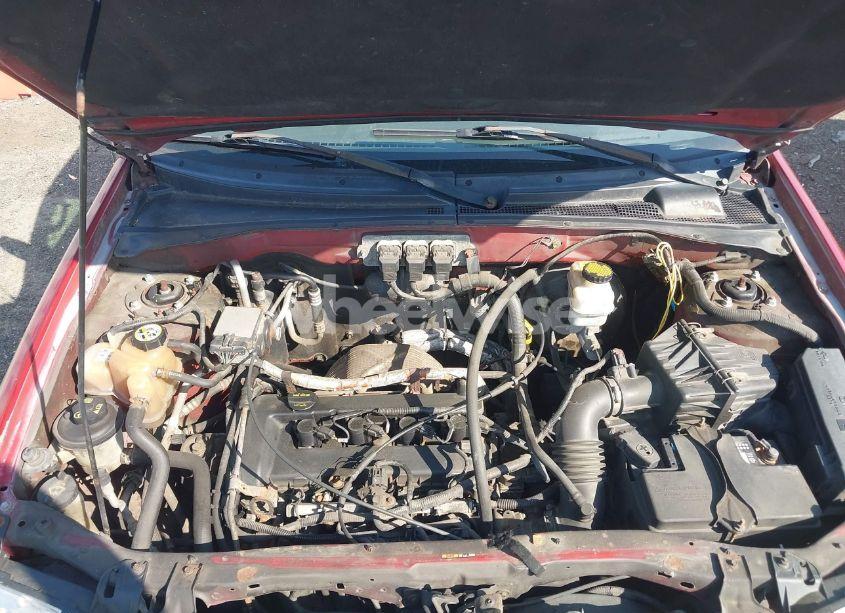 Photo 10 of 2005 Ford Escape XLS (VIN 1FMYU92Z65DA19297)