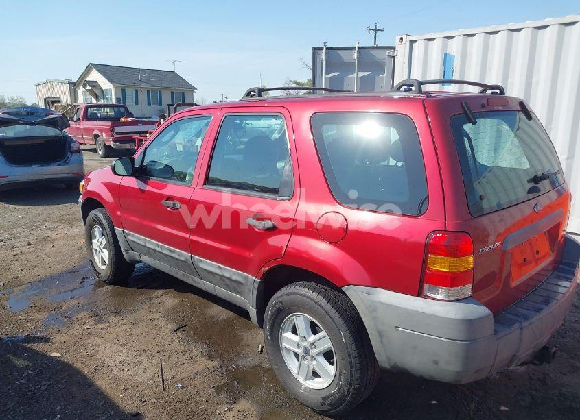 Photo 3 of 2005 Ford Escape XLS (VIN 1FMYU92Z65DA19297)