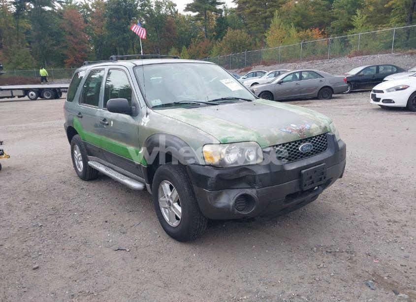 2005 Ford Escape XLS (VIN 1FMYU92Z65KB29374) main photo