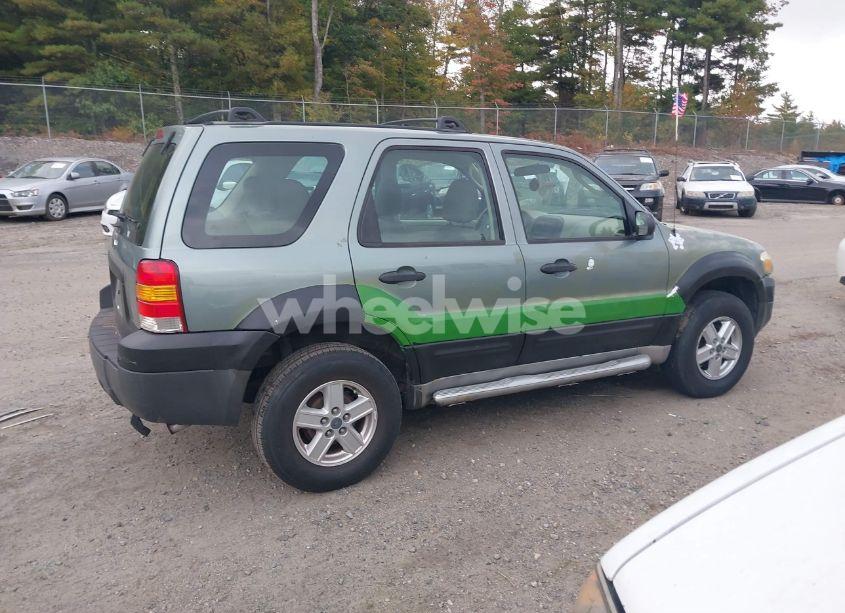 Photo 13 of 2005 Ford Escape XLS (VIN 1FMYU92Z65KB29374)