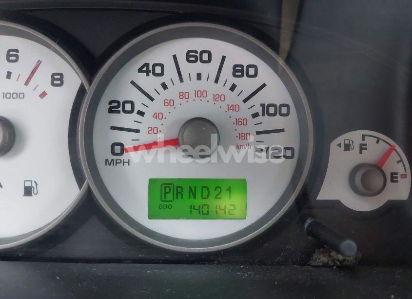 Photo 15 of 2005 Ford Escape XLS (VIN 1FMYU92Z65KB29374)