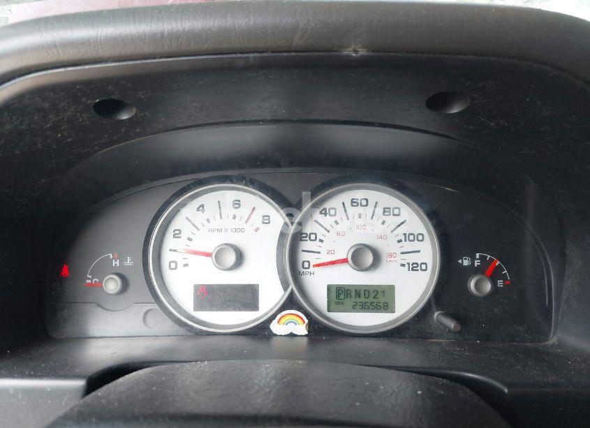 Photo 7 of 2005 Ford Escape XLS (VIN 1FMYU92Z75DA05019)