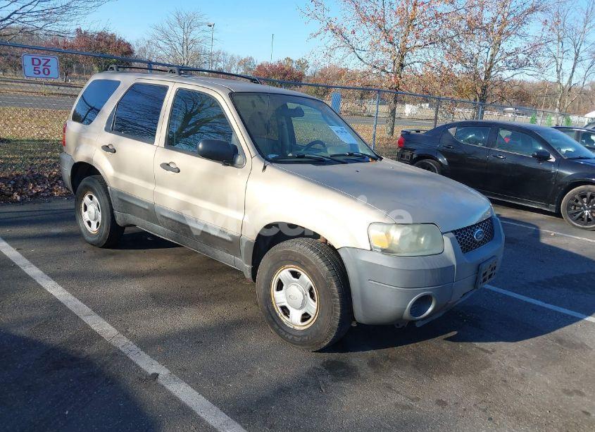 2007 Ford Escape XLS/XLS MANUAL (VIN 1FMYU92Z77KA40397) main photo
