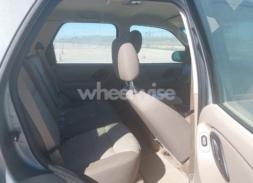 Photo 8 of 2007 Ford Escape XLS/XLS MANUAL (VIN 1FMYU92Z77KB08603)