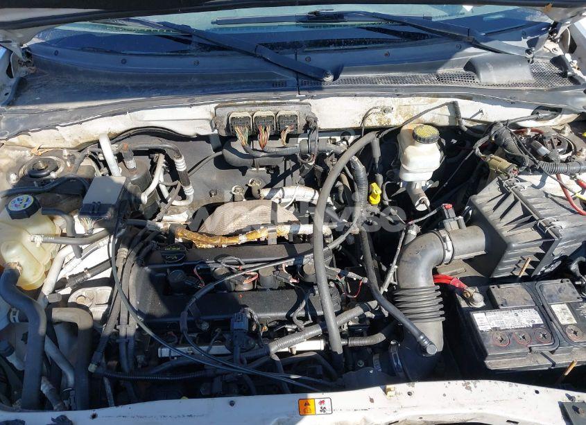 Photo 10 of 2007 Ford Escape XLS/XLS MANUAL (VIN 1FMYU92Z87KA05657)