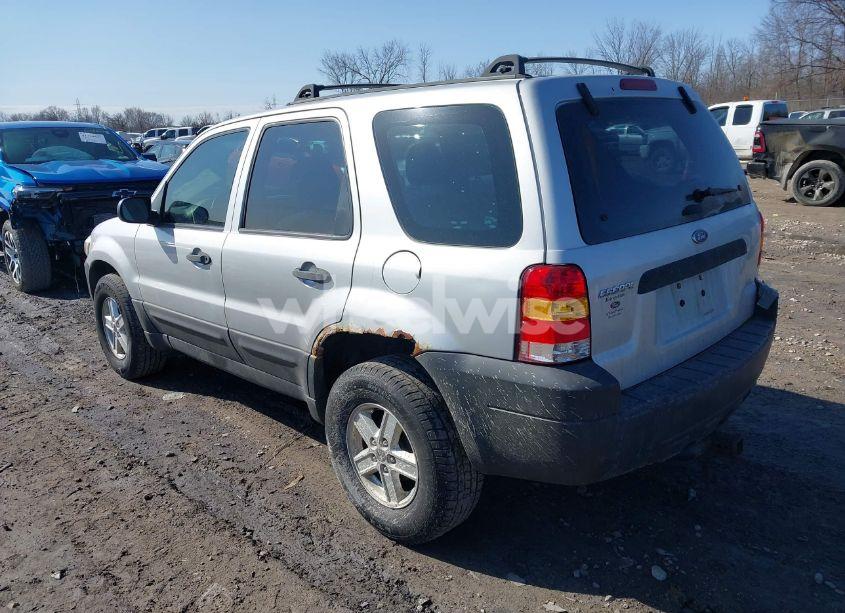 Photo 3 of 2007 Ford Escape XLS/XLS MANUAL (VIN 1FMYU92Z87KA05657)