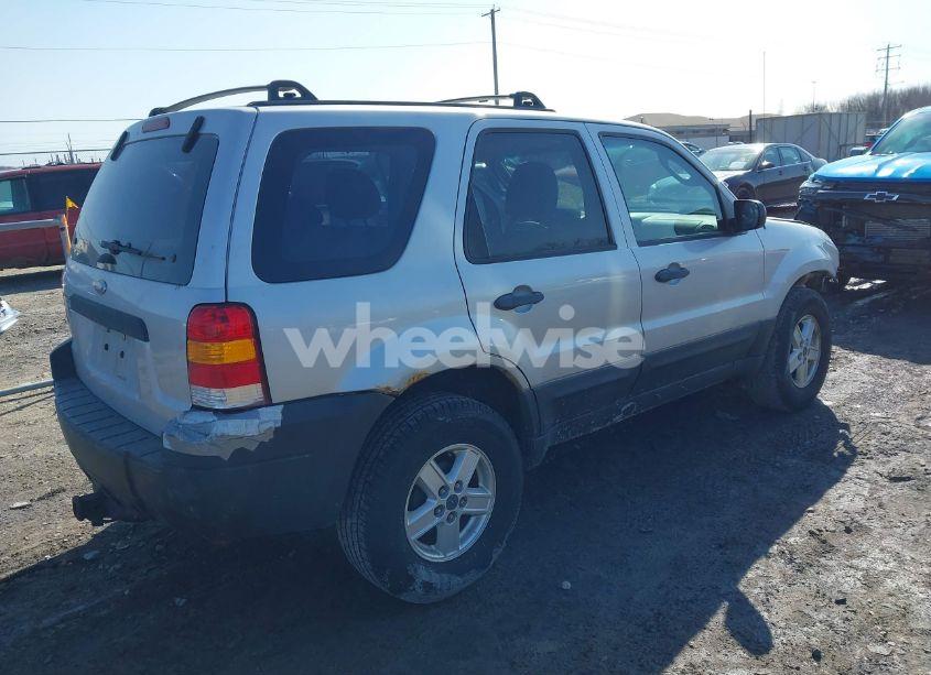 Photo 4 of 2007 Ford Escape XLS/XLS MANUAL (VIN 1FMYU92Z87KA05657)