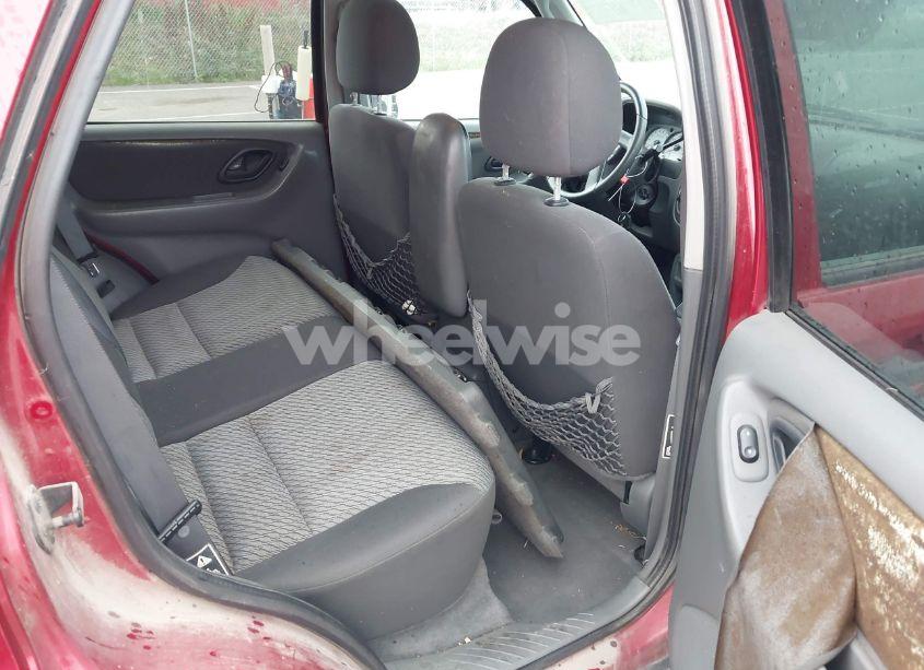 Photo 8 of 2003 Ford Escape XLT (VIN 1FMYU93103KA03842)