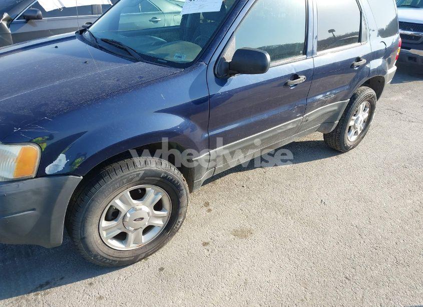 Photo 12 of 2003 Ford Escape XLT (VIN 1FMYU93103KE17610)