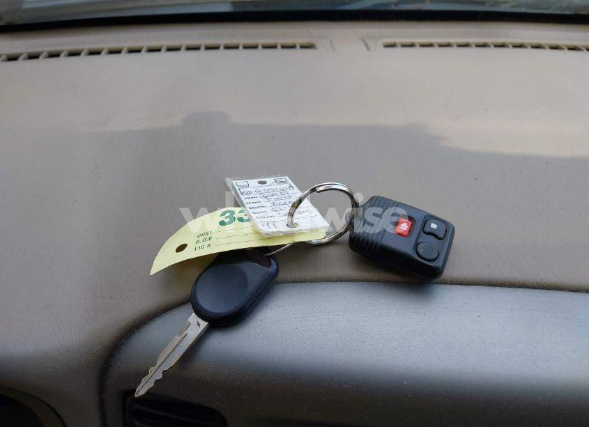 Photo 11 of 2005 Ford Escape XLT (VIN 1FMYU93105DA09261)