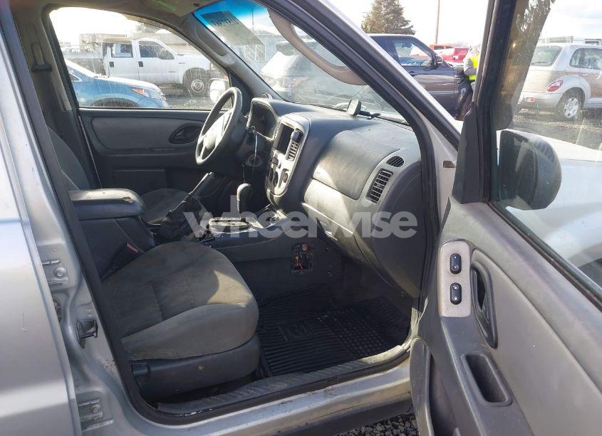 Photo 5 of 2006 Ford Escape XLT/XLT SPORT (VIN 1FMYU93106KC25110)